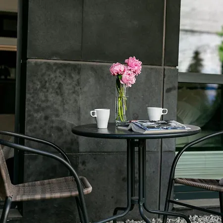 Διαμέρισμα Chlodna 22a - Duzy Taras - Large Terrace - Bezplatny Parking - Free Parking - Better *